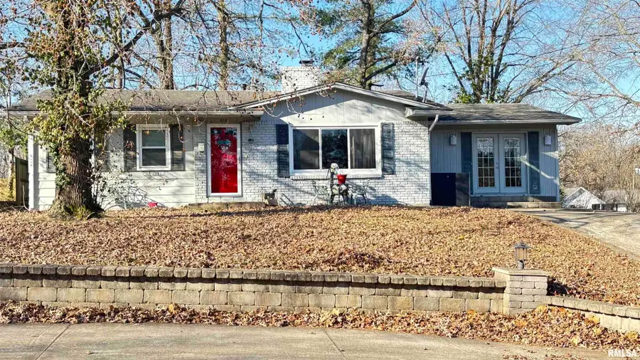 210 Apple Lane, Anna, IL 62906 - Image #2