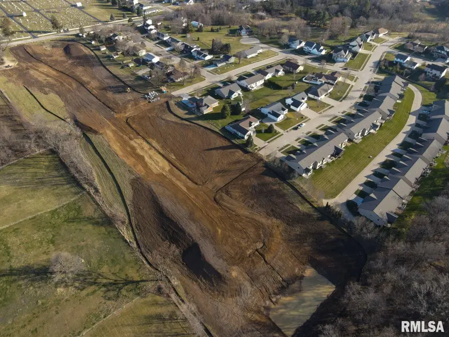 1824 Zara Trace, Clinton, IA 52732 - Image #3