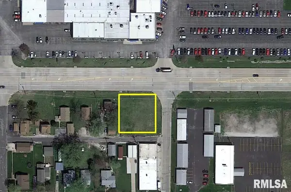 330 1st Avenue E, Milan, IL 61264