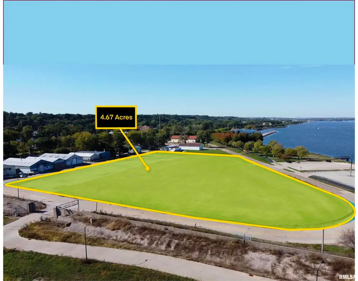 5420 Old River Road, Moline, IL 61265 - Image #1