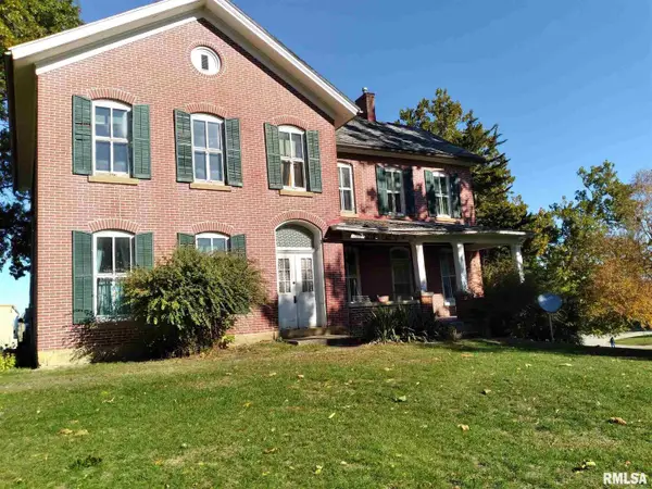 1018 8th Avenue, Fulton, IL 61252