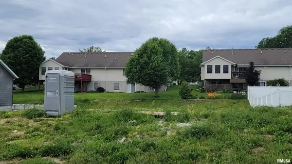 1708 E 6th Street #A, Coal Valley, IL 61240