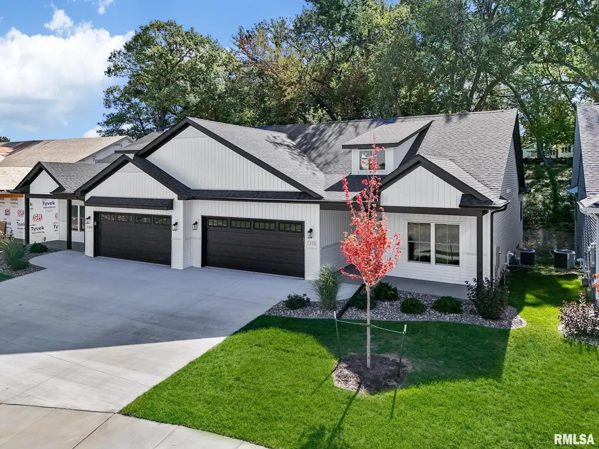 1319 Heights Court, Bettendorf, IA 52722 - Image #1