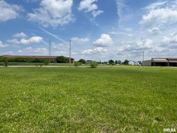0 5th Street #Lot 4, Silvis, IL 61282