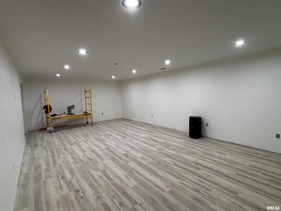 1819 Zara, Clinton, IA 52732 - Image #2