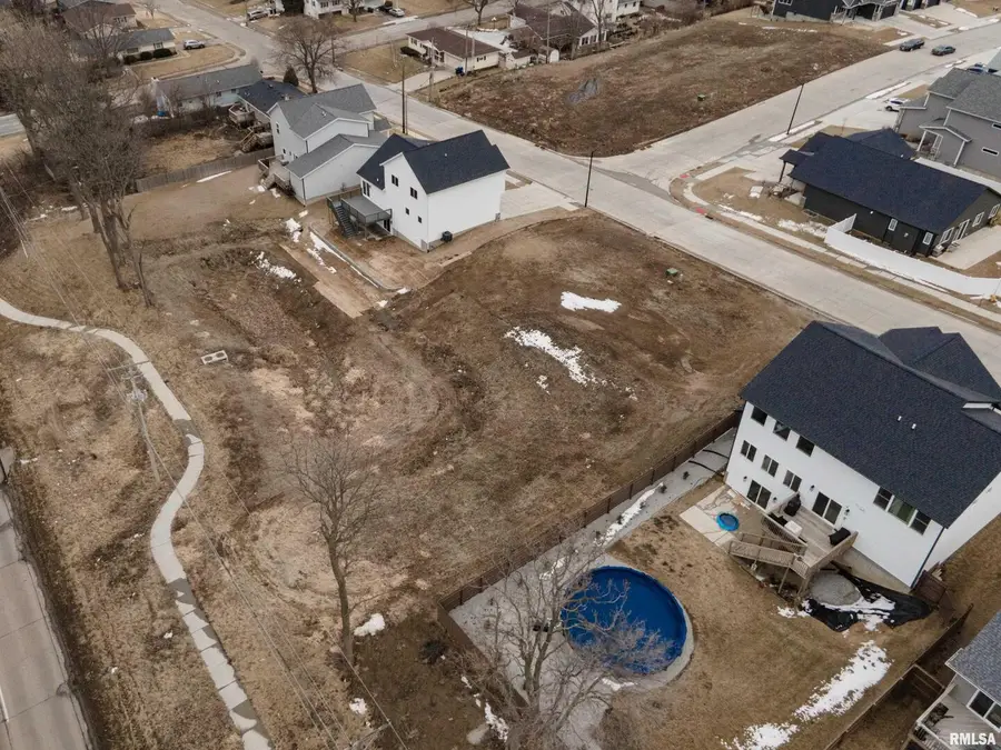 2724 W 38th Place, Davenport, IA 52806 - Image #3