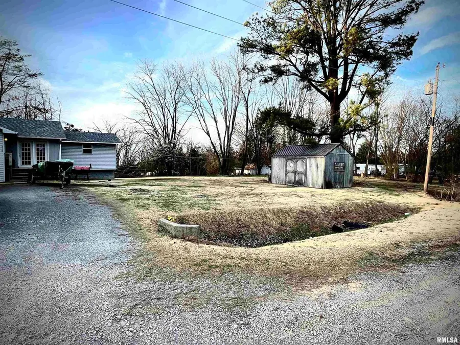 225 Arrowhead Drive, Goreville, IL 62939 - Image #3