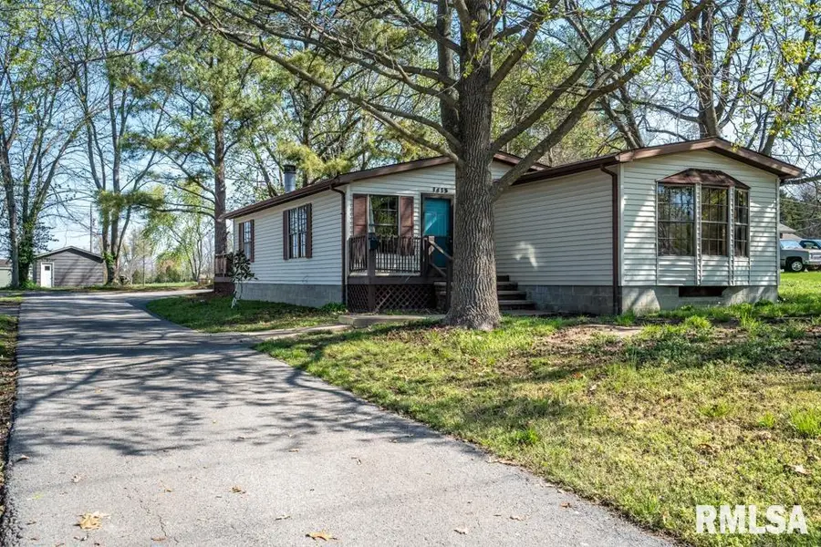 1615 E St Louis Street, West Frankfort, IL 62896 - Image #2