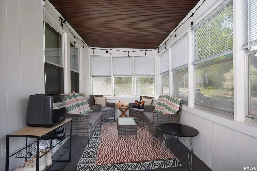 1037 22nd Street, Rock Island, IL 61201 - Image #2