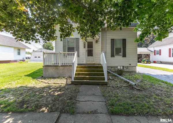 304 S 5th Avenue, New Windsor, IL 61465