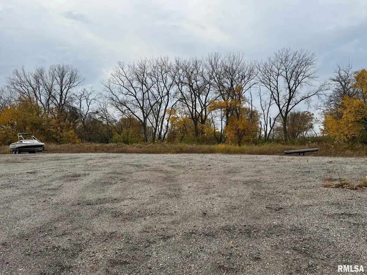 17701 245th Avenue, Bettendorf, IA 52722 - Image #1