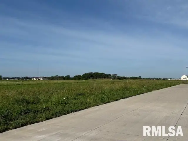 6677 Meghan Avenue, Bettendorf, IA 52722 - Image #1