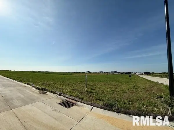 6314 Ryan Road, Bettendorf, IA 52722