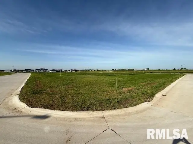 6425 Meyer Road, Bettendorf, IA 52722 - Image #1