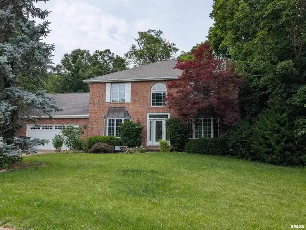 1315 W Wexford Place, Peoria, IL 61615