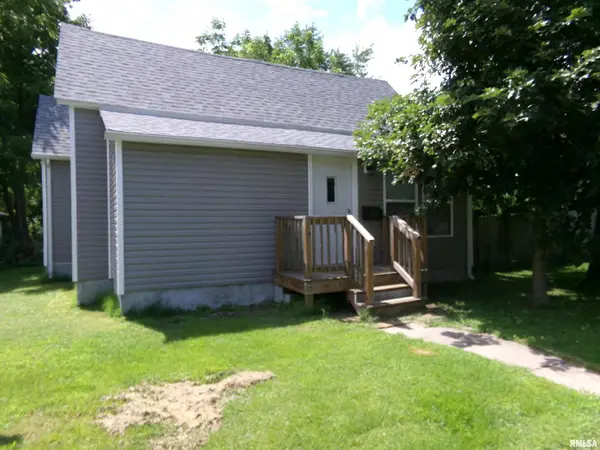 517 N 12th Street, Herrin, IL 62948