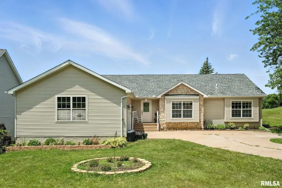 106 Valley View Drive, Sherrard, IL 61281 - Image #2