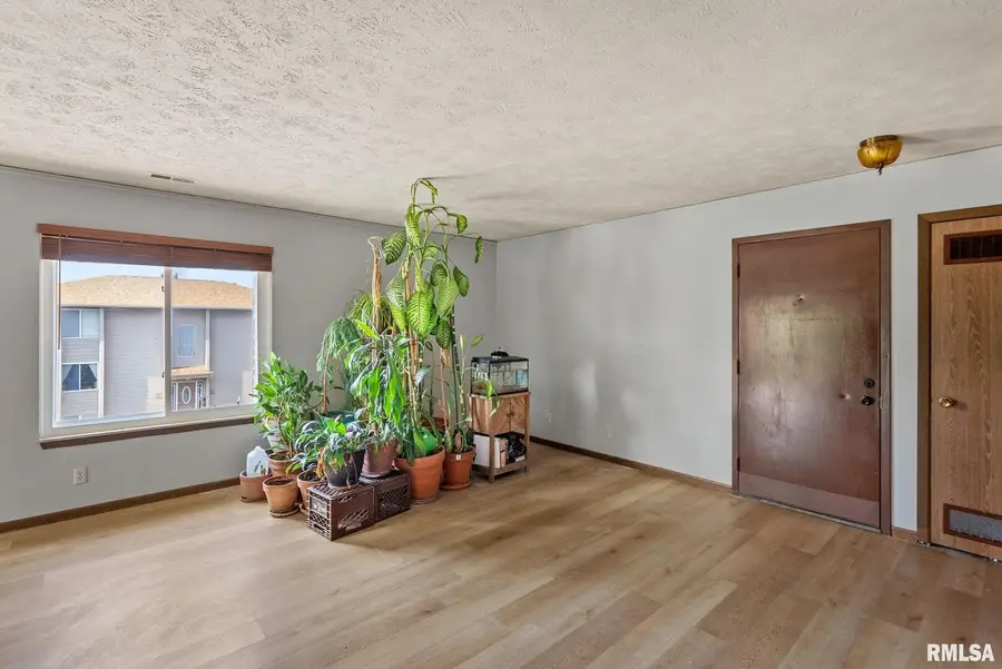 1820 53rd Street, Moline, IL 61265 - Image #3