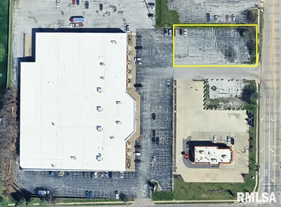 1320 W Kimberly Road, Davenport, IA 52806 - Image #1