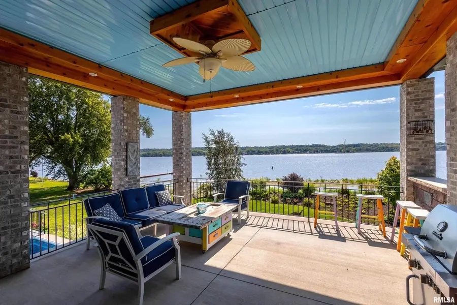 24711 178th Street, Pleasant Valley, IA 52767 - Image #3