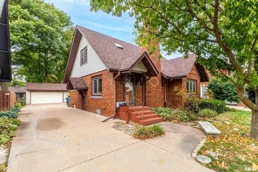 2534 30th St Street, Rock Island, IL  - #2