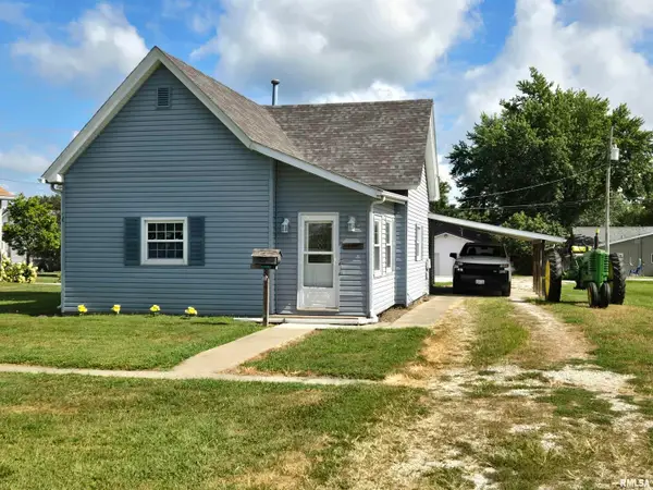 305 W North Street, Mt Sterling, IL 62353