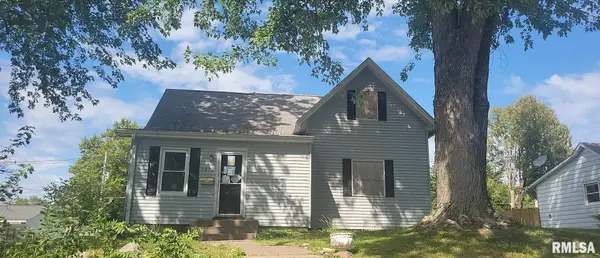 3016 Cleveland Street, Clinton, IA 52732