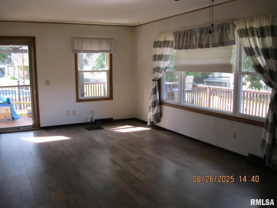 301 N Church St Street, Albany, IL 61230 - #3