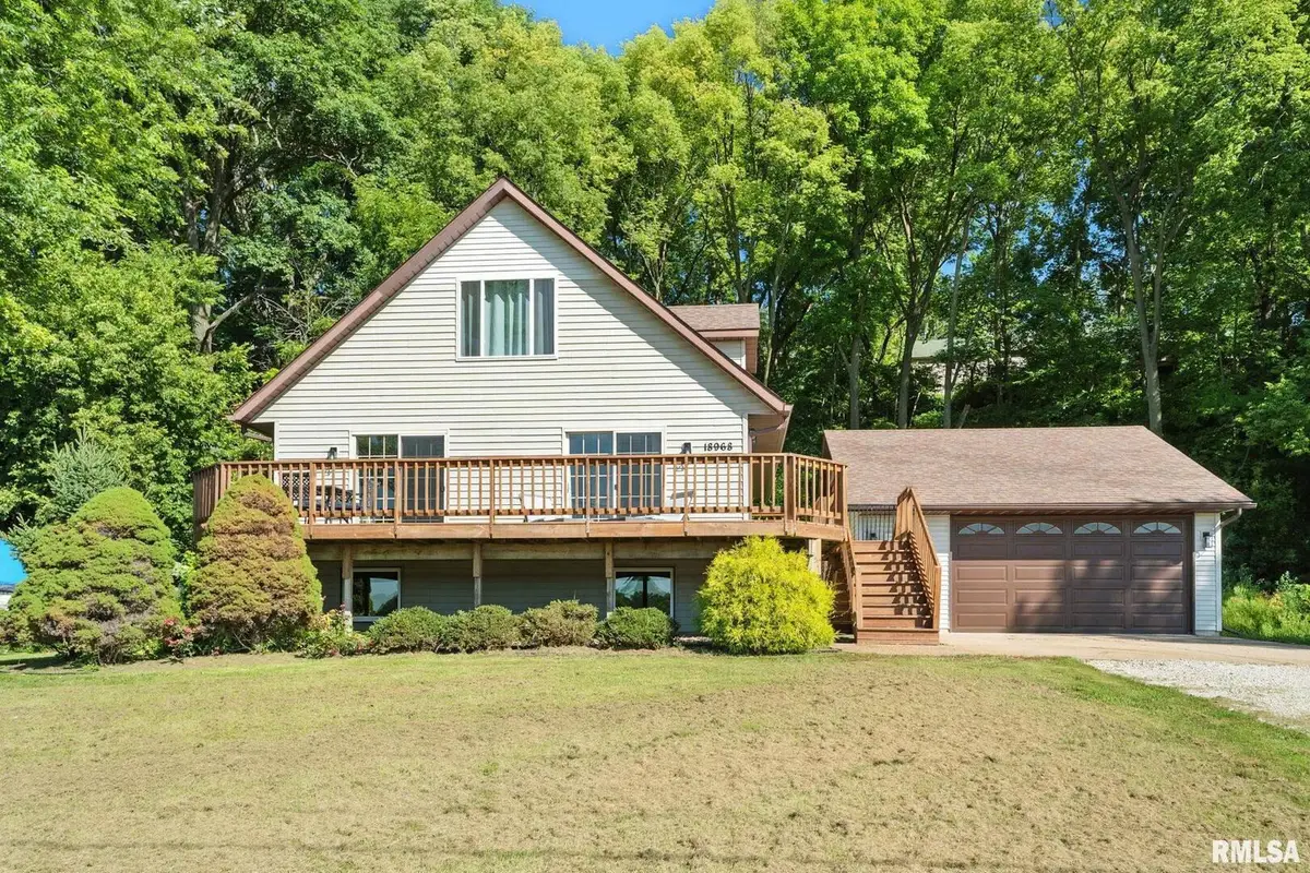 18968 Great River Road, Le Claire, IA 52753 - Image #1