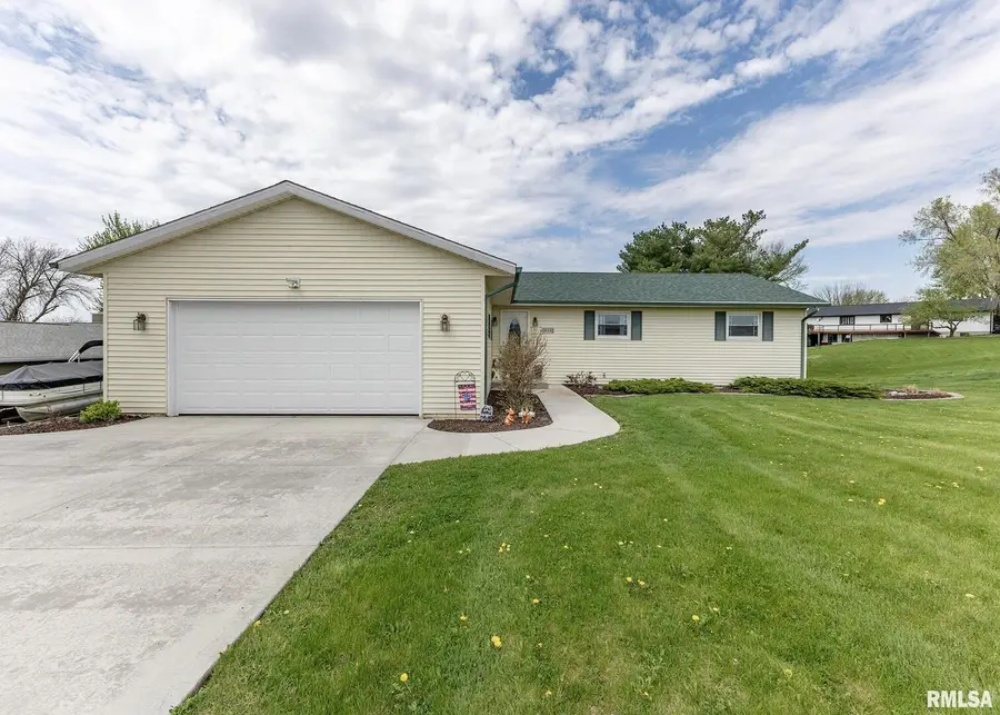 631 Suncrest Drive, Sherrard, IL 61281 - Image #2