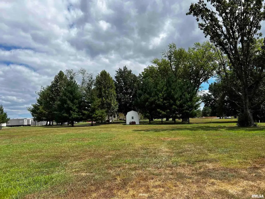 12195 Blue Sky Drive, Marion, IL 62959 - Image #3