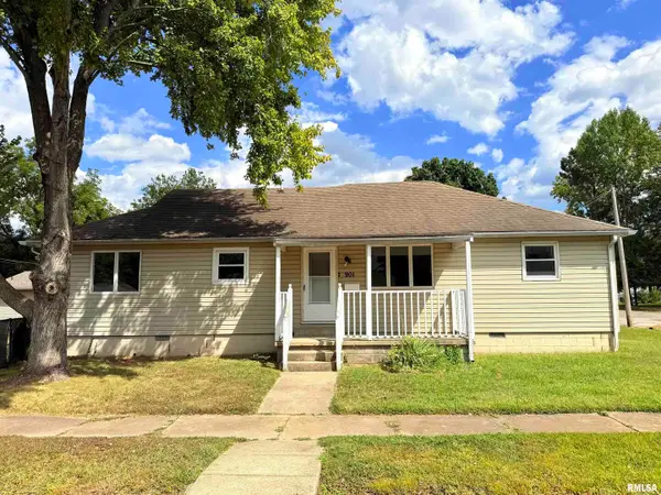 901 E Clark Street, West Frankfort, IL 62896