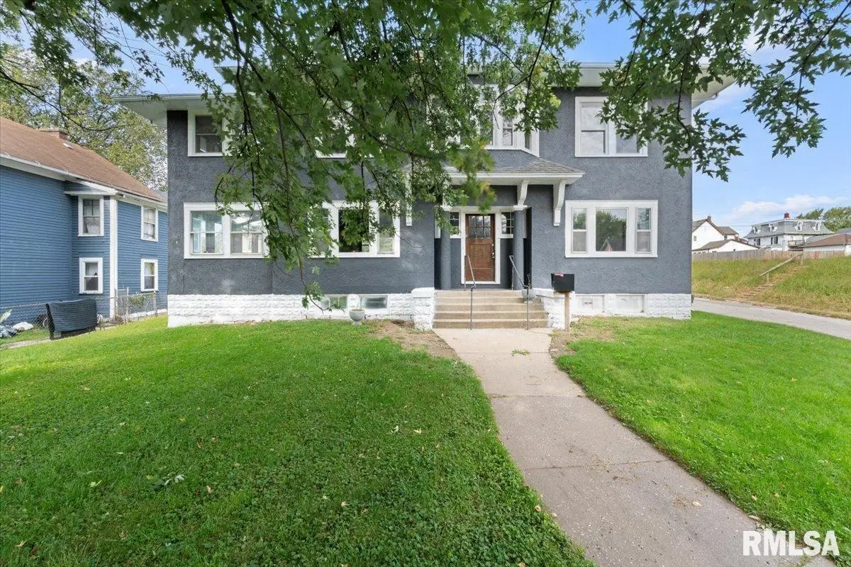 1134 Tremont Avenue, Davenport, IA 52803 - #1