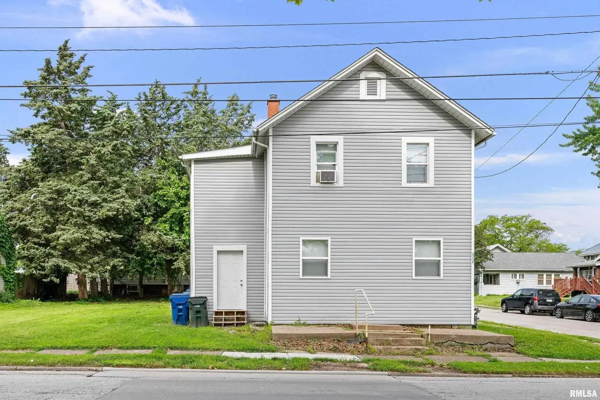 2734 Bridge Avenue, Davenport, IA 52803 - Image #1