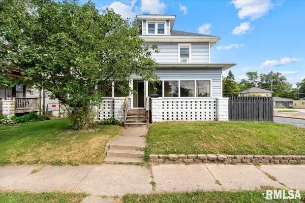 1035 17th Avenue, Rock Island, IL 61201