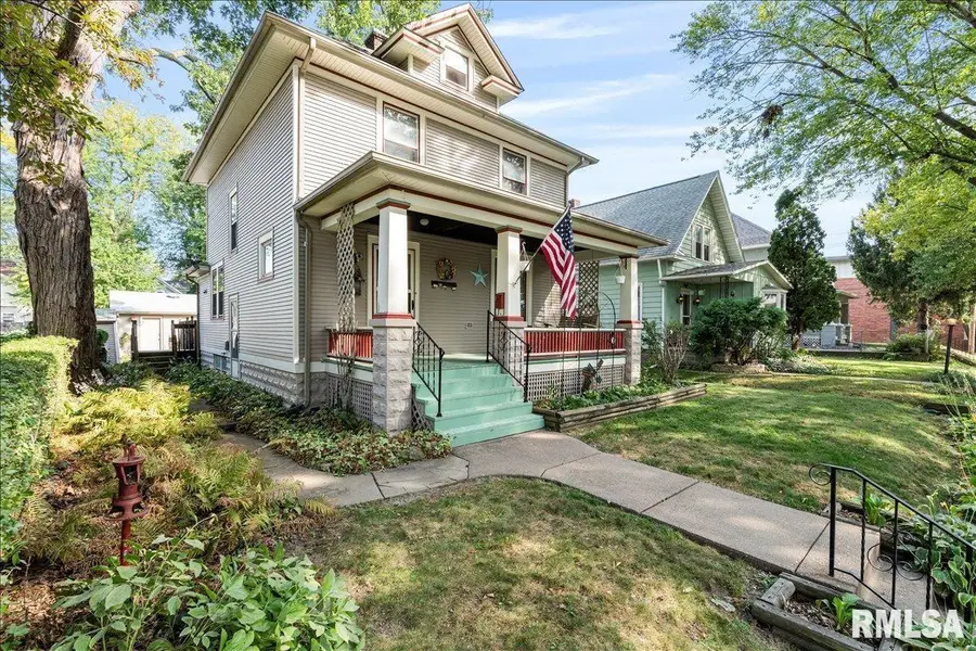 2211 Western Avenue, Davenport, IA 52803 - #2