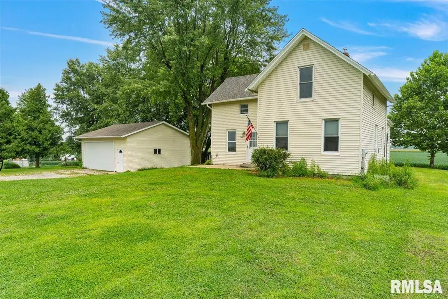 301 N 1st Street, Long Grove, IA 52756 - Image #2