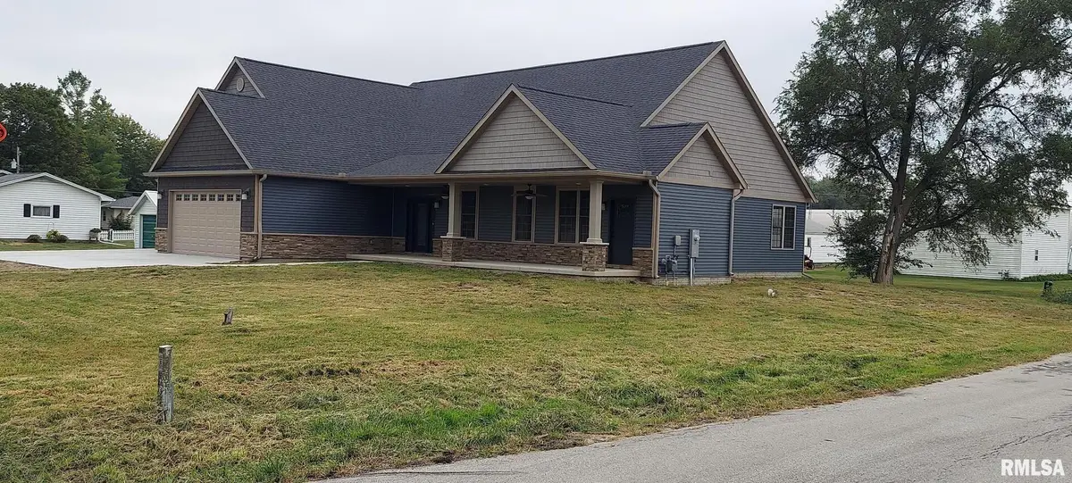 910 W Main Street, Aledo, IL 61231 - Image #1