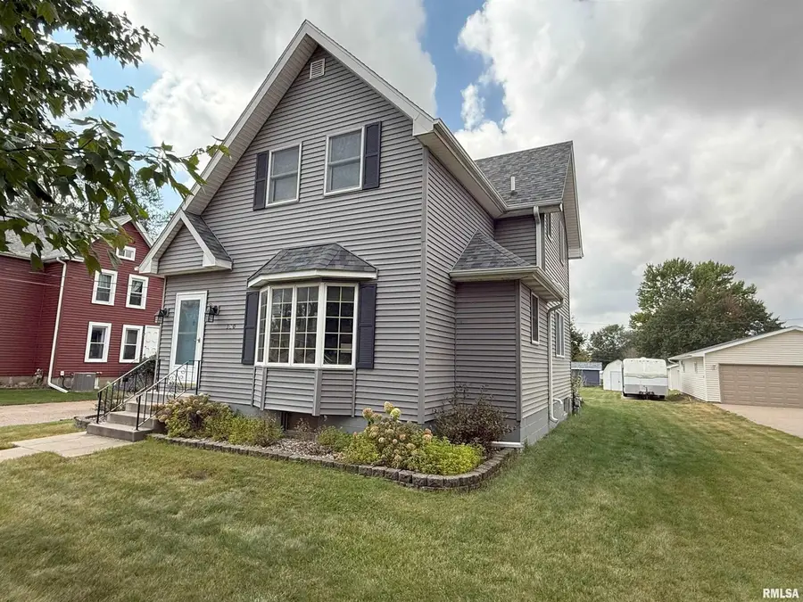 330 N Main Street, Walcott, IA 52773 - Image #3