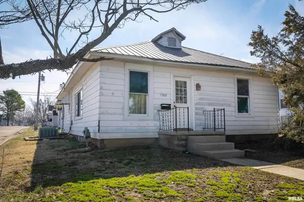 1500 W Tyler St Street, Herrin, IL 62948