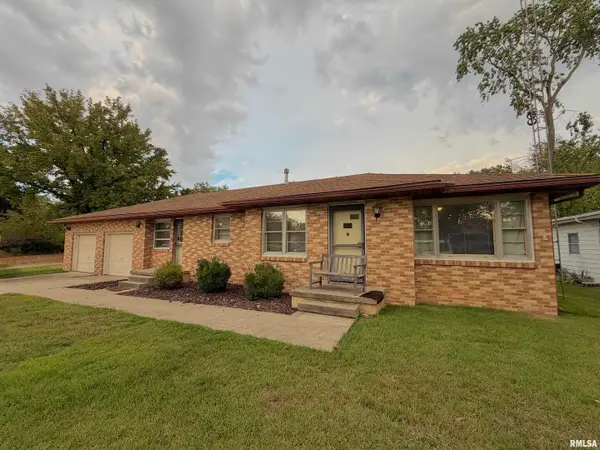 117 Marshall Place, Carmi, IL 62821