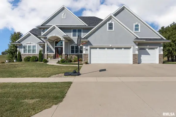 201 Sand Trap Circle, Tipton, IA 52772