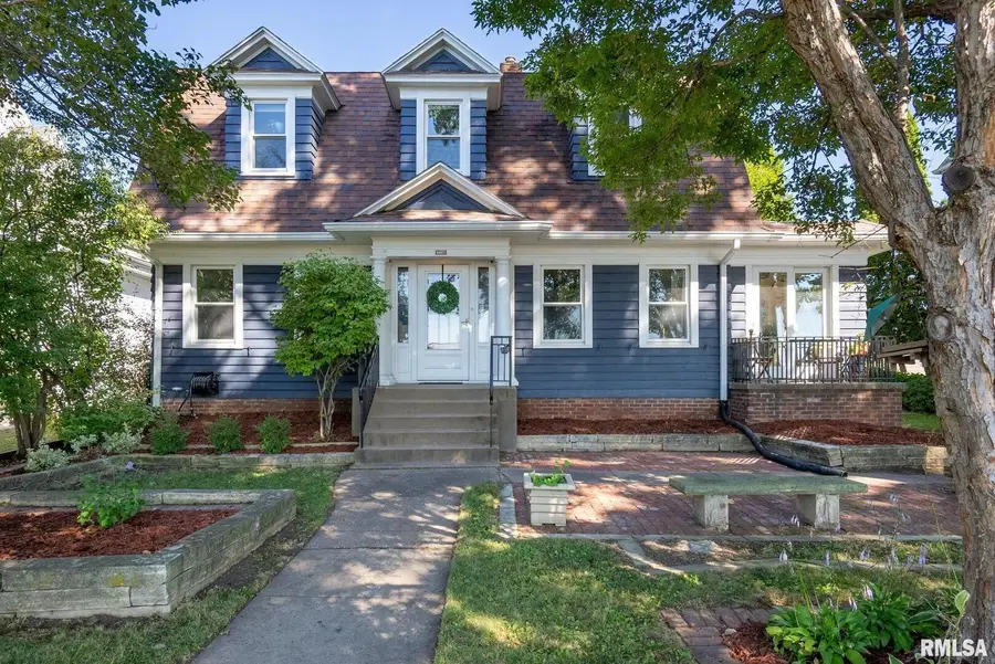 704 River Drive, Bettendorf, IA 52722 - Image #3