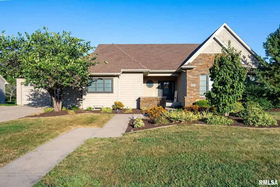 5885 Remington Road N, Bettendorf, IA 52722 - Image #2