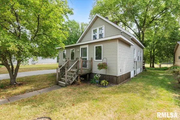 914 1st Avenue, Hampton, IL 61256