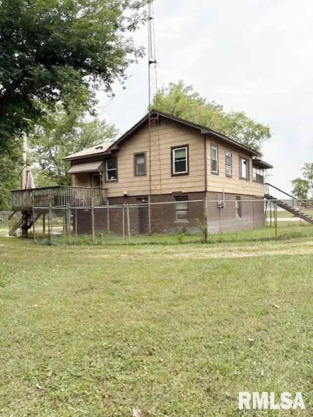 328 Island Ave Avenue, East Moline, IL 61244 - Image #3