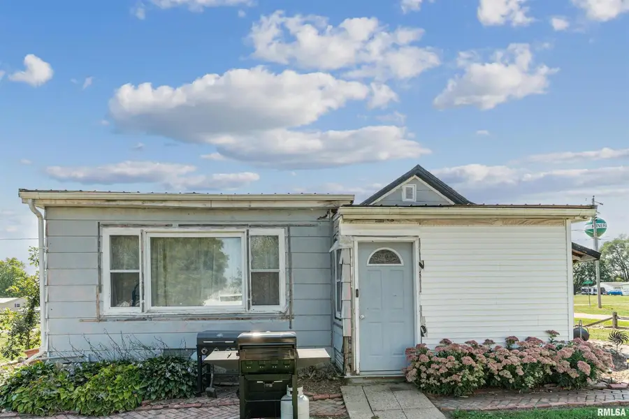 305 E 3rd Street, Mineral, IL 61344 - Image #3