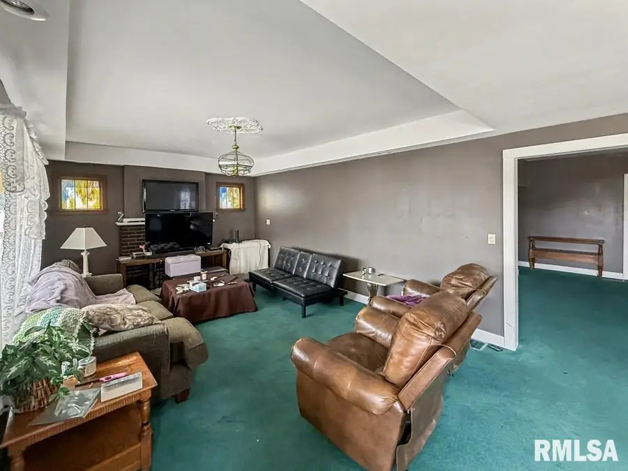 113/115 Mccann Street, Benton, IL 62812 - Image #2