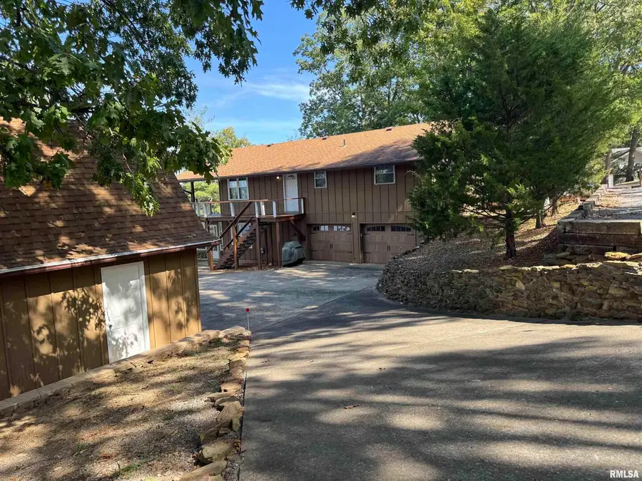 135 Oak Circle, Goreville, IL 62939 - Image #3