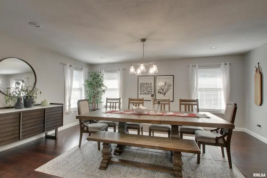 1532 Winsor Drive, Quincy, IL 62305 - Image #2